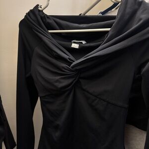 Aritzia Contour Black Long Sleeve Top